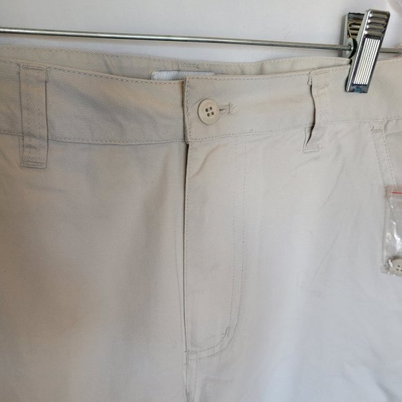 NEW Chadwick's Beige Capri Jeans Size 10 (312) - Picture 6 of 12